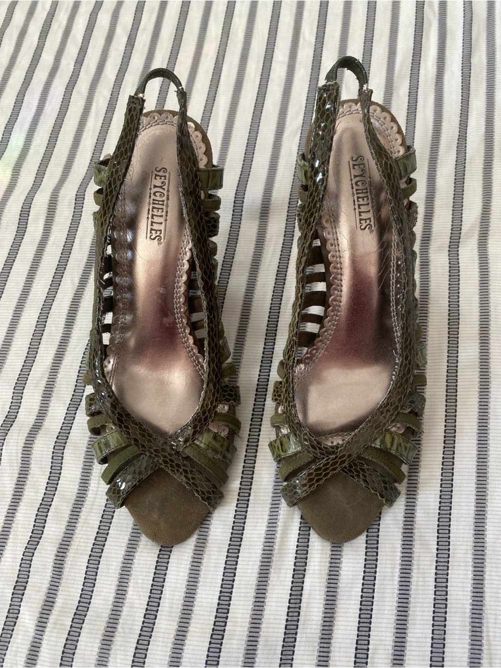 Seychelles Olive Green Peep-Toe Slingback Heels